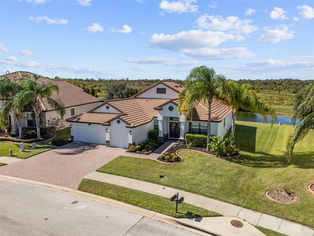 Photo of 4056 Sunset Lake Drive, Lakeland, FL 33810 (MLS # L4956768)