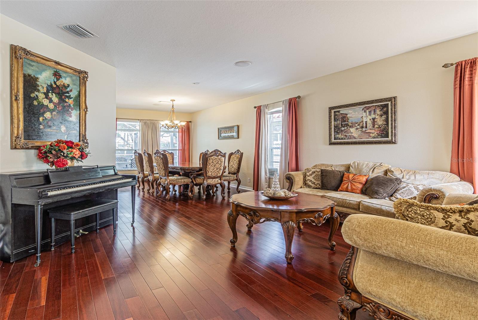 HIGHLAND WOODS 2 - Residential