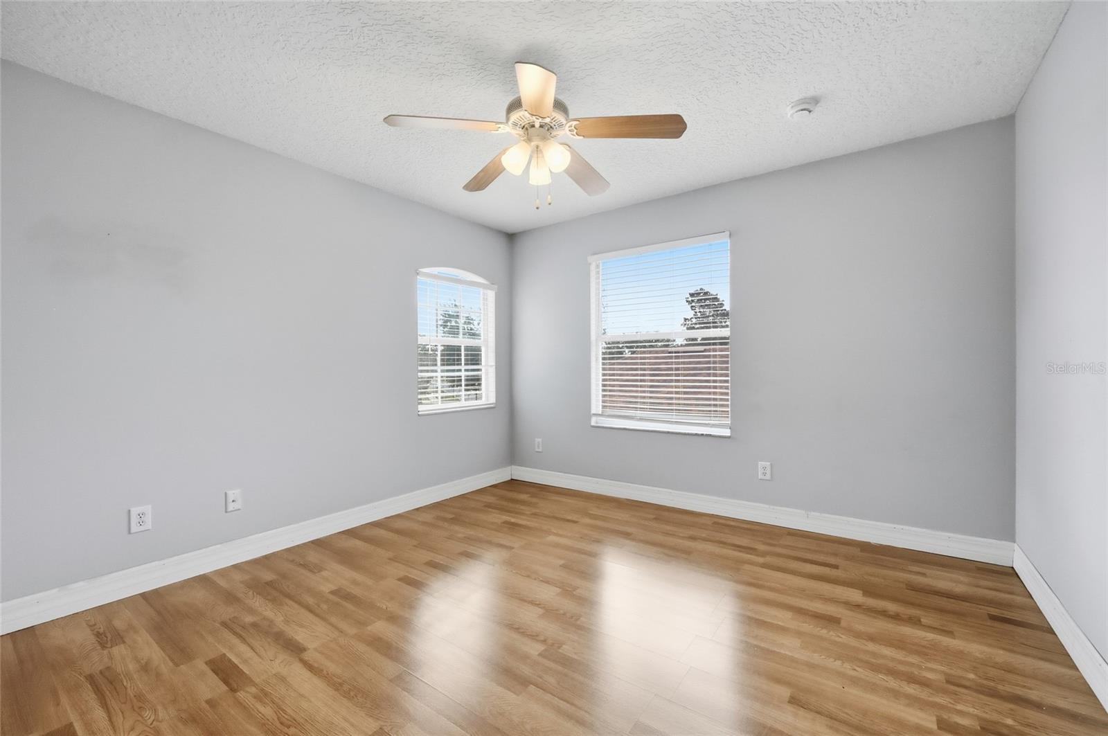 BRIDGESTONE AT LEGENDS PH III - Residential