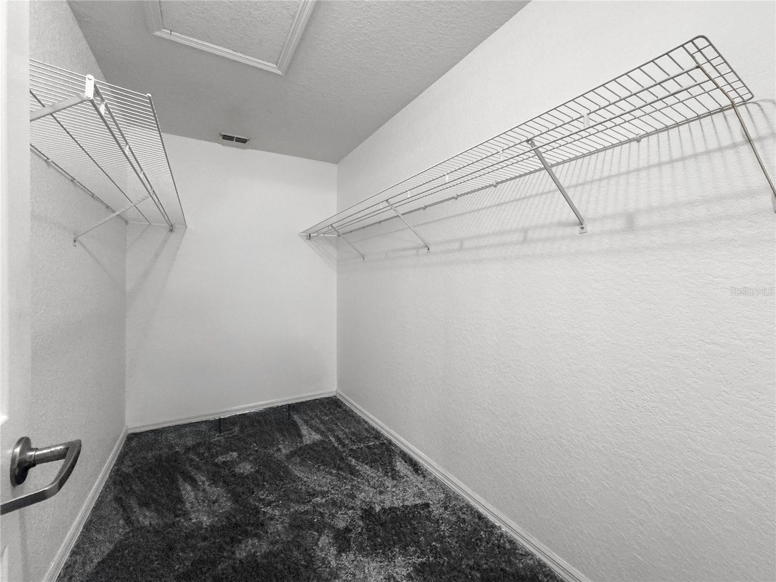 OAK RUN PARK VIEW - Residential