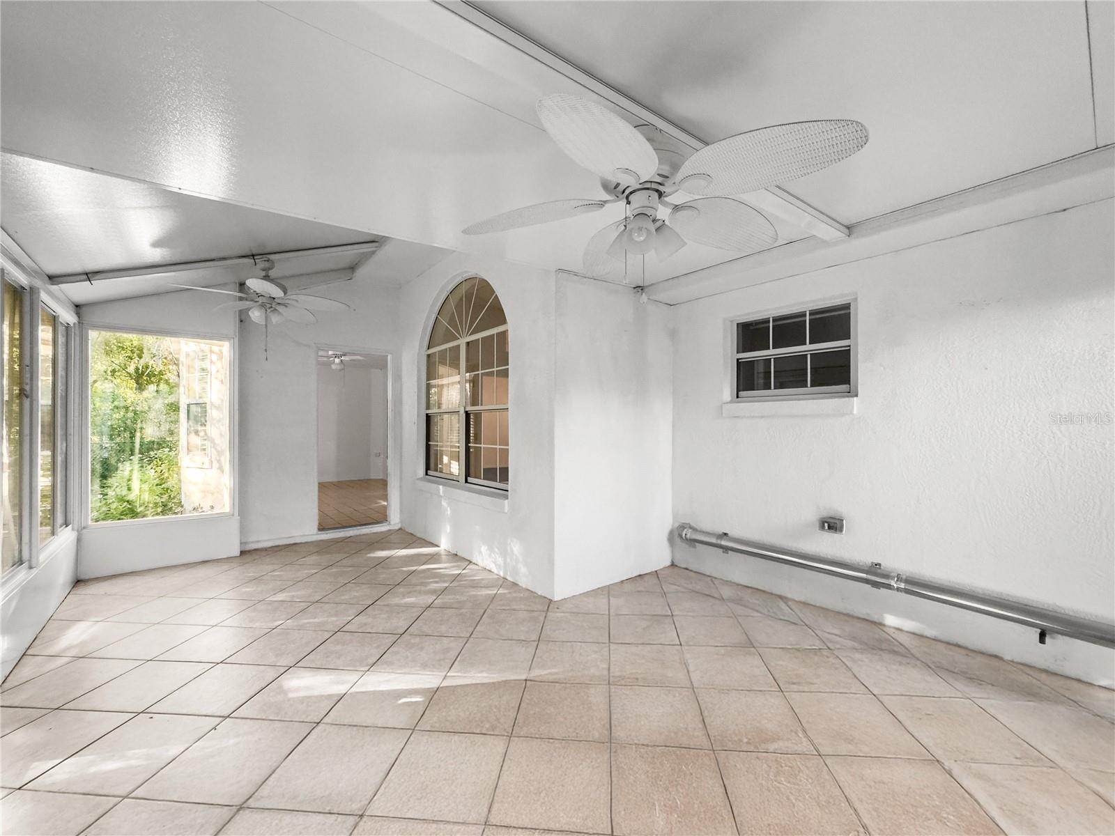 OAK RUN PARK VIEW - Residential