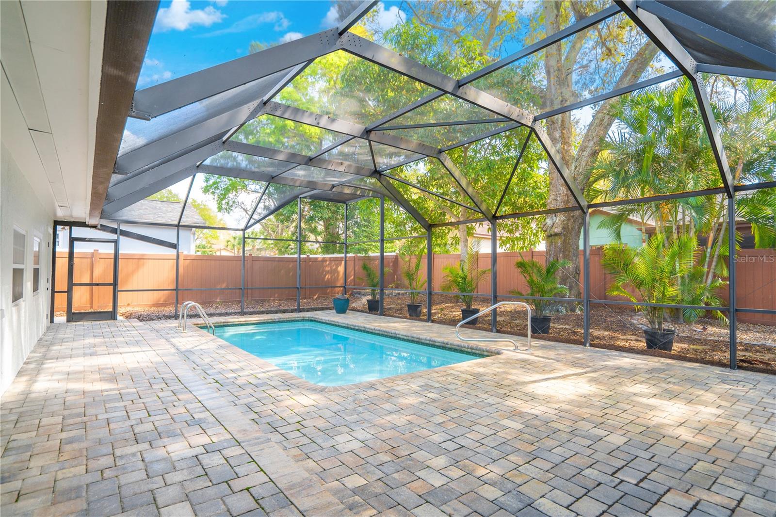 ORANGEPOINTE - Residential