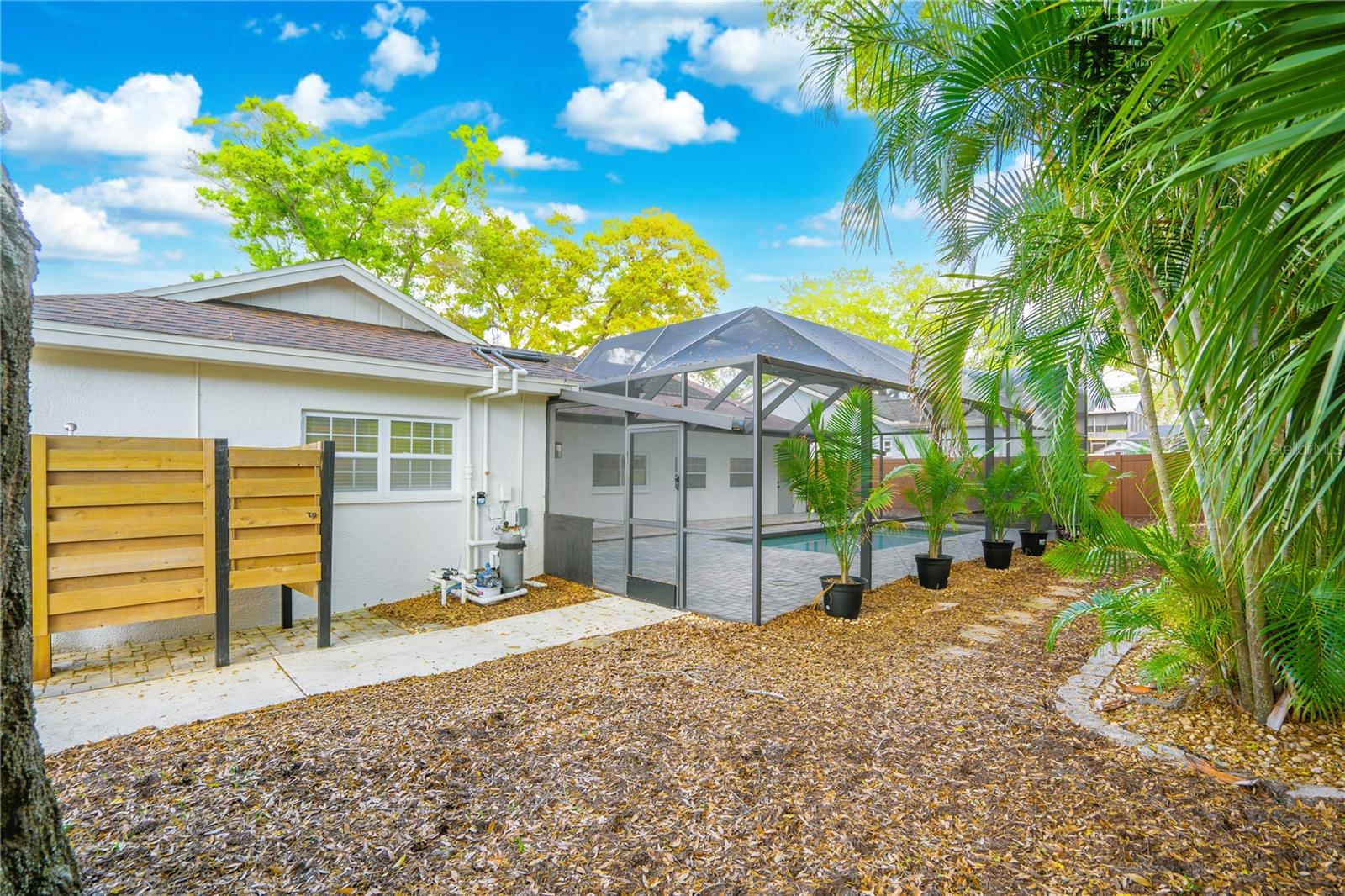 ORANGEPOINTE - Residential