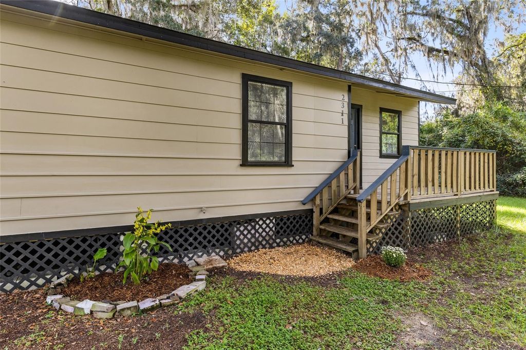 Photo of 2311 NE 71st Street, Gainesville, FL 32609 (MLS # GC534519)