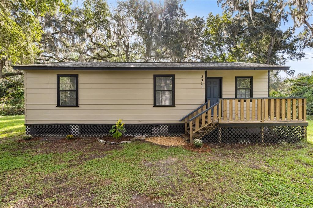 Photo of 2311 NE 71st Street, Gainesville, FL 32609 (MLS # GC534519)
