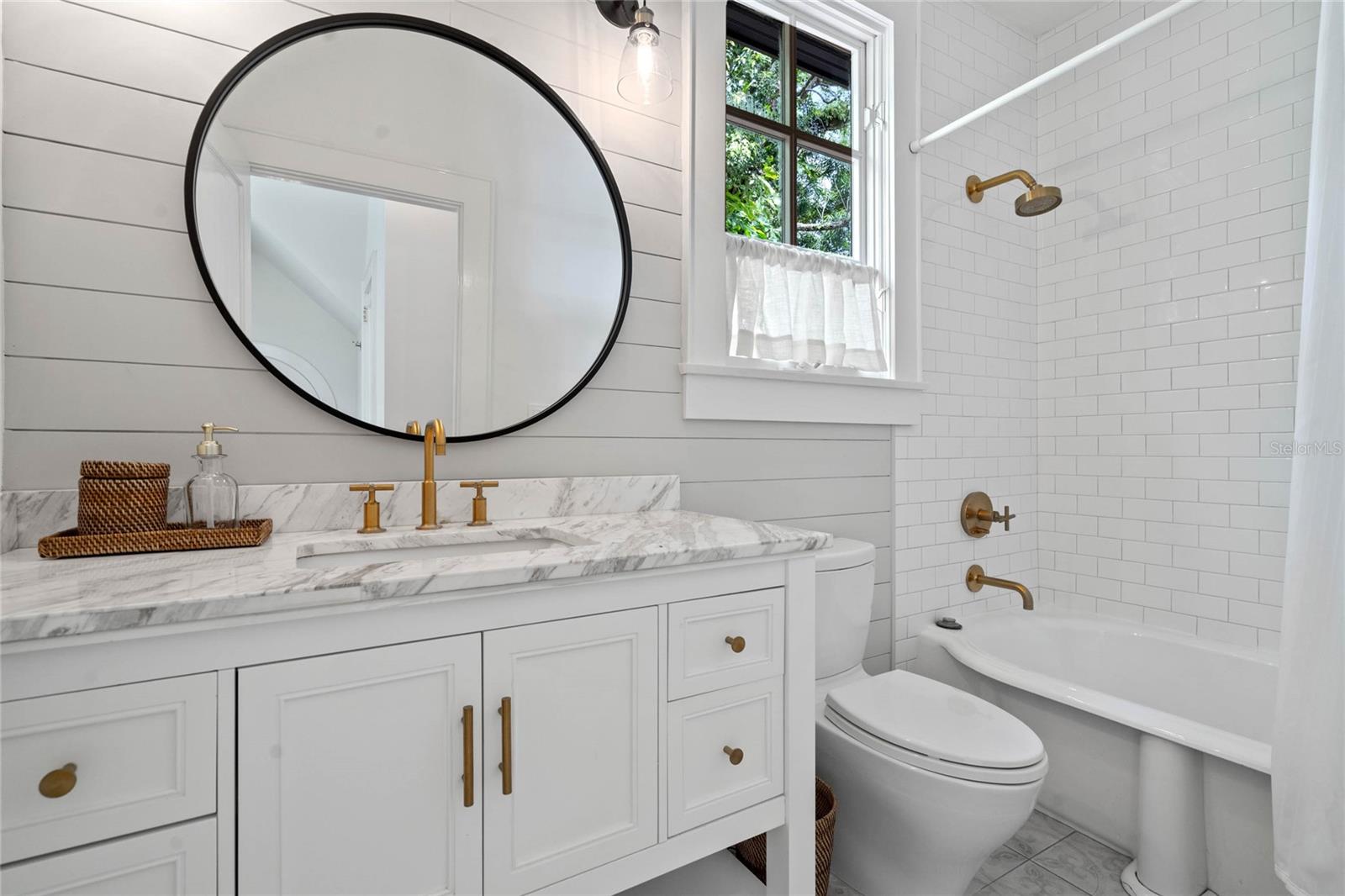 GOLFVIEW TERRACE - Residential