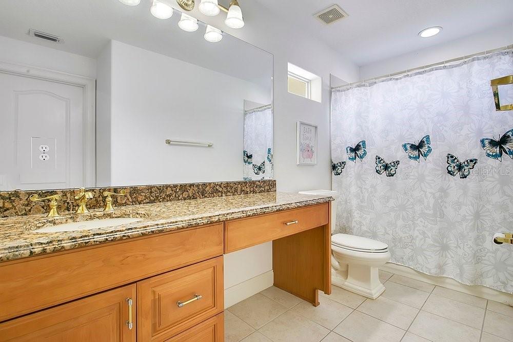 TERRA OAKS - Residential