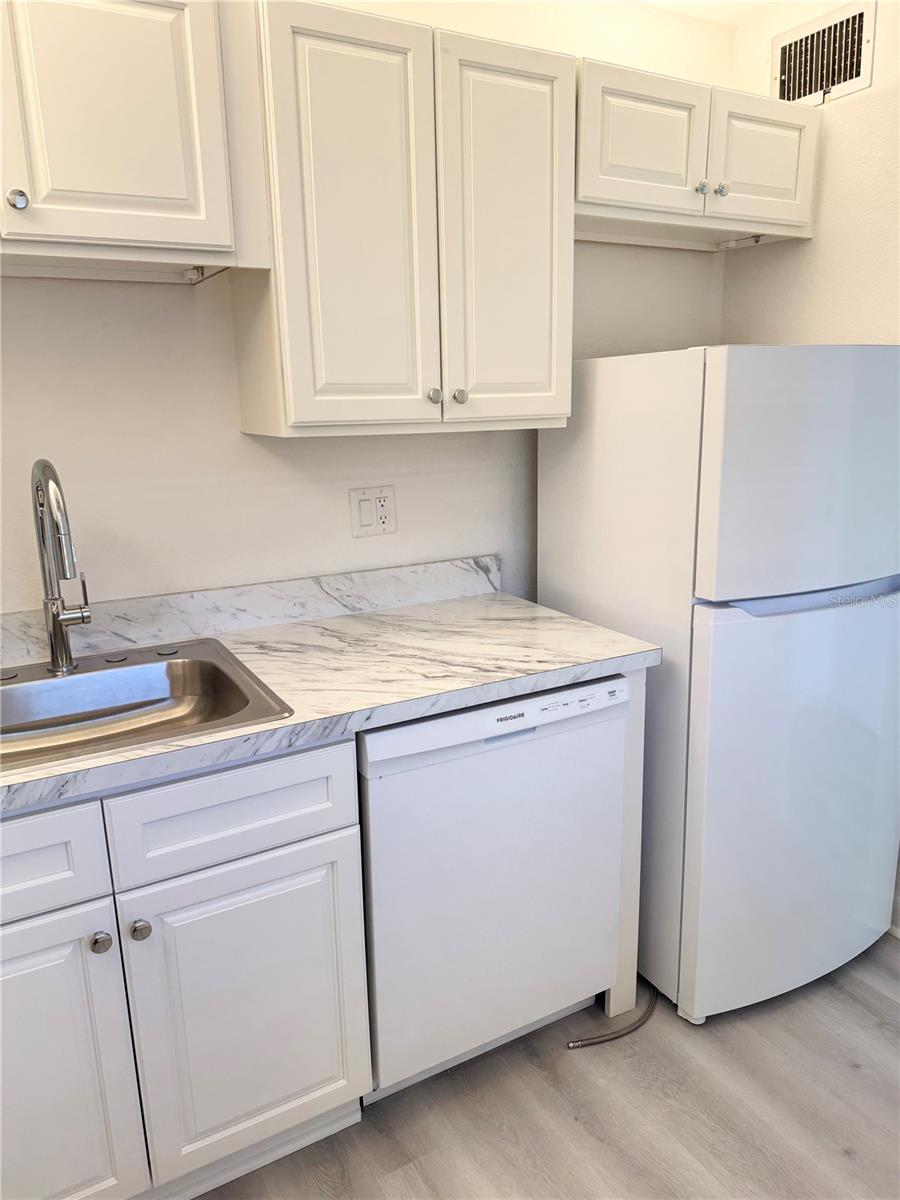 BAY ISLAND GROUP 2 - Residential