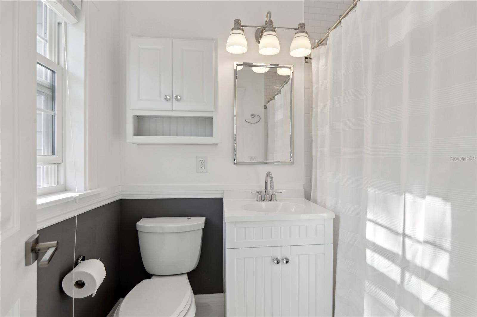 COLONIAL HEIGHTS - Residential