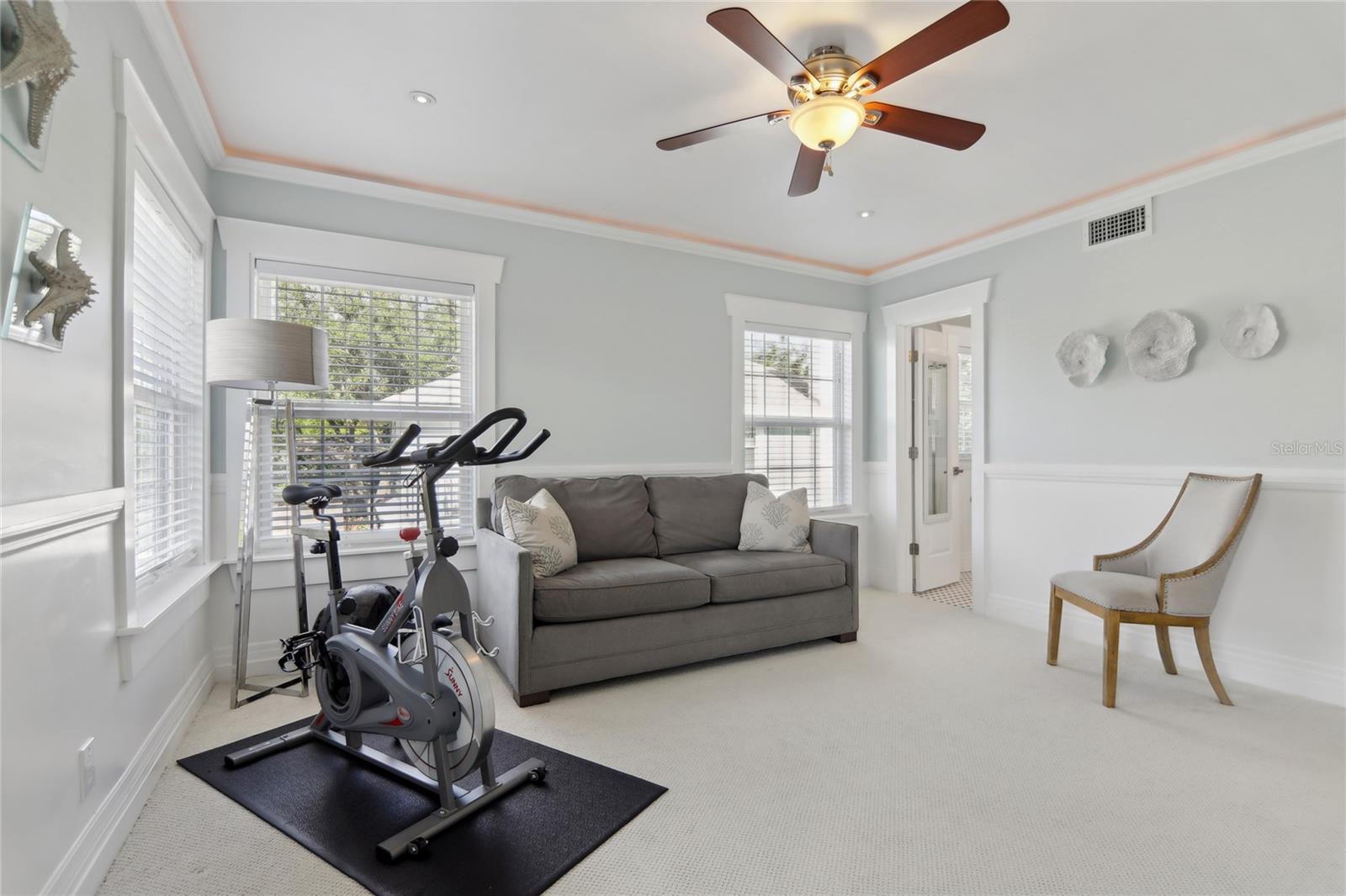 COLONIAL HEIGHTS - Residential