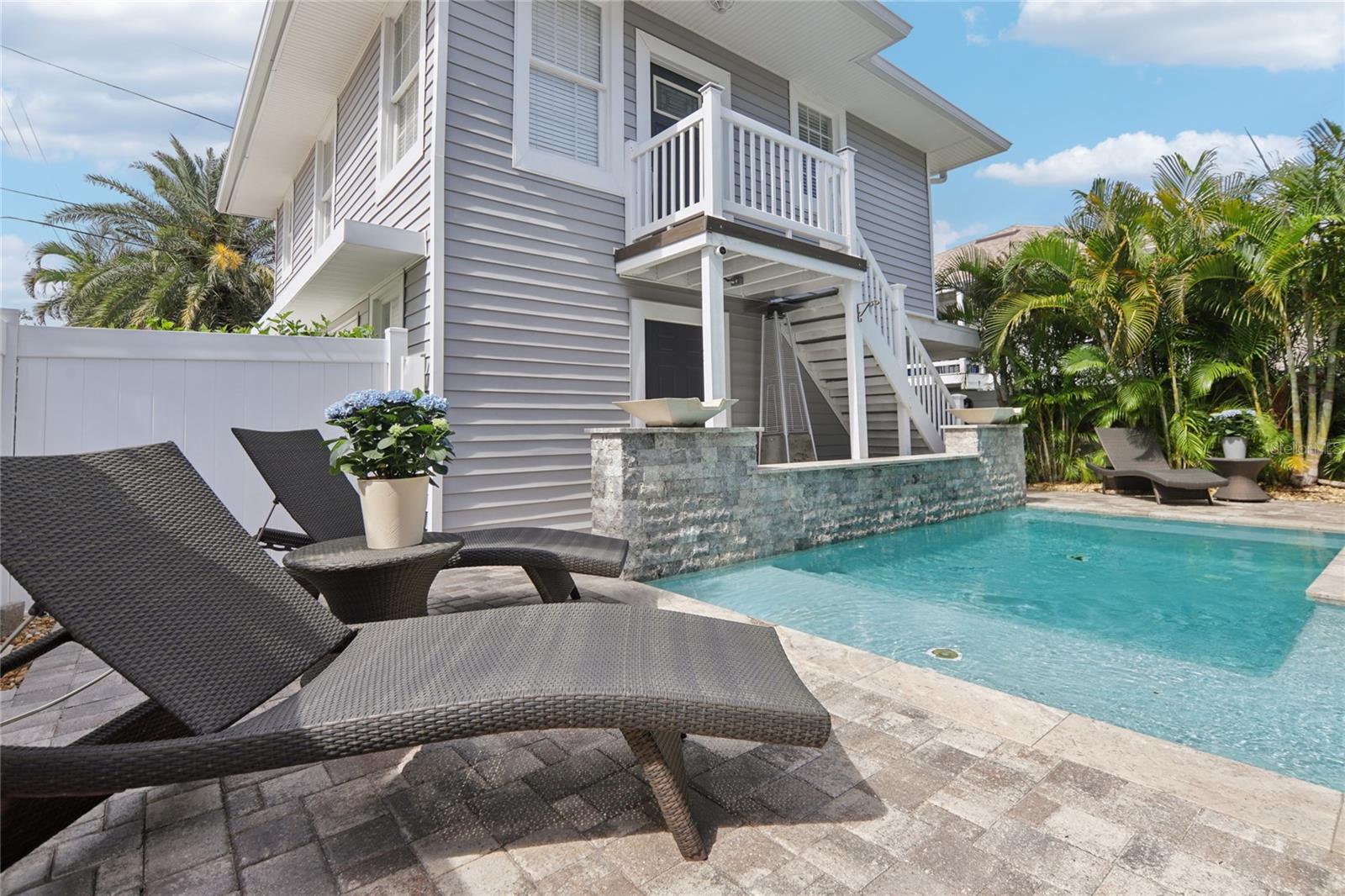 COLONIAL HEIGHTS - Residential