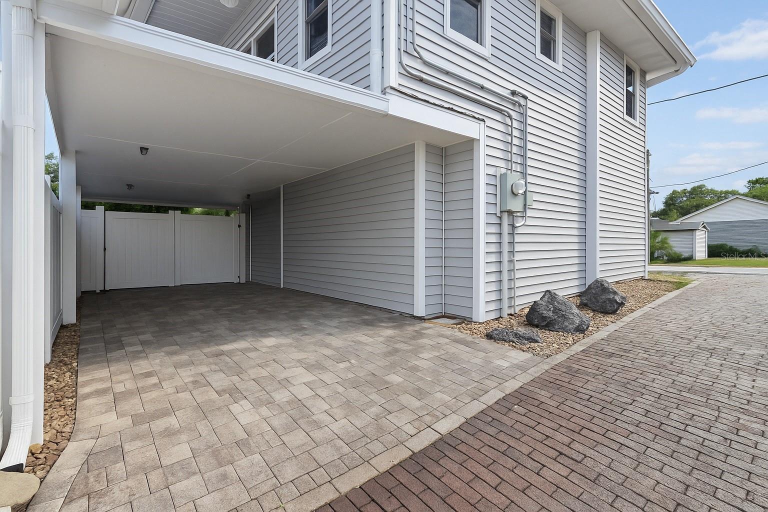 COLONIAL HEIGHTS - Residential