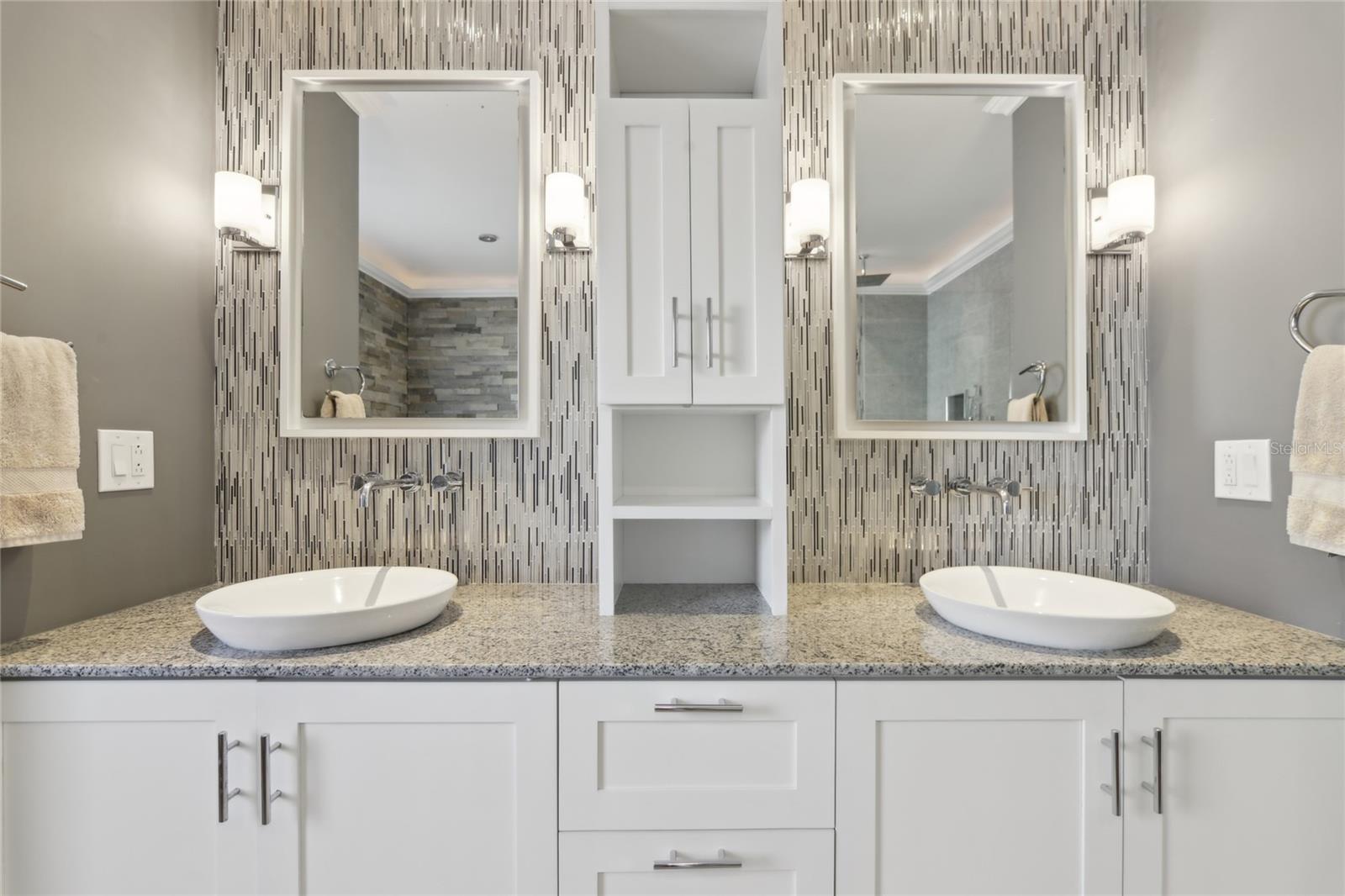 COLONIAL HEIGHTS - Residential