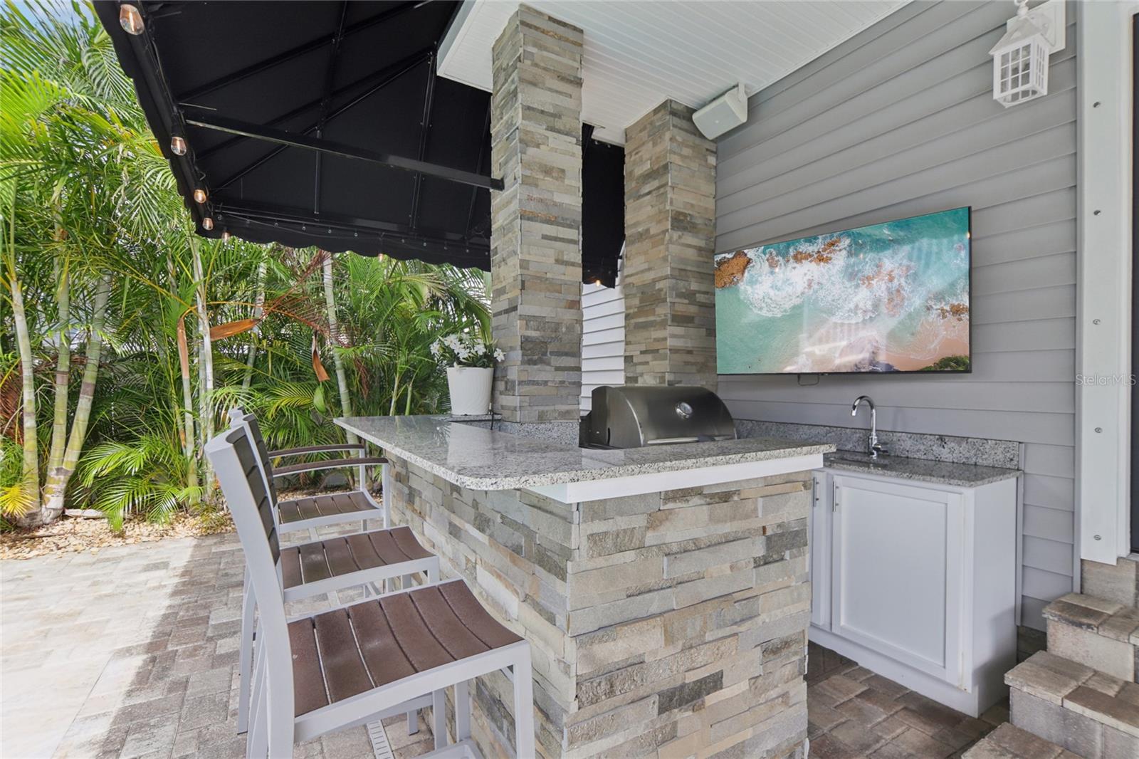 COLONIAL HEIGHTS - Residential