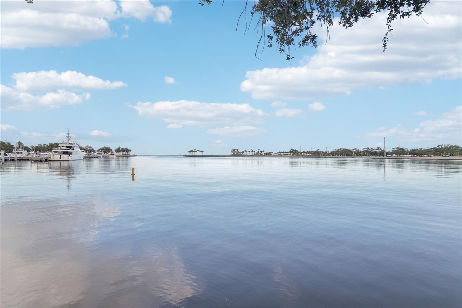 COLONIAL HEIGHTS - Residential