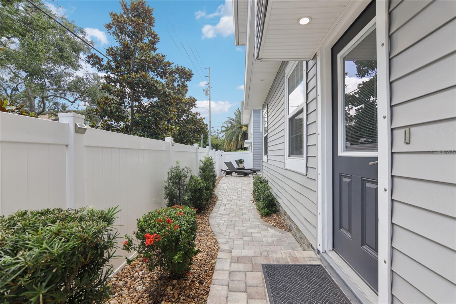 COLONIAL HEIGHTS - Residential