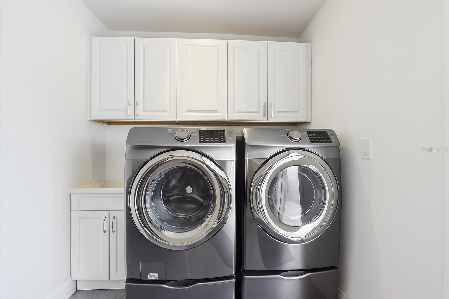 COLONIAL HEIGHTS - Residential