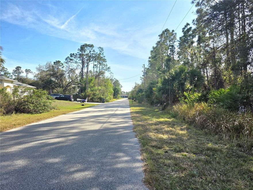 A vacant lot located in a charming neighborhood, offering the ideal setting to build your dream home. No HOA and situated in an X flood zone for added peace of mind. Call now for additional information!!