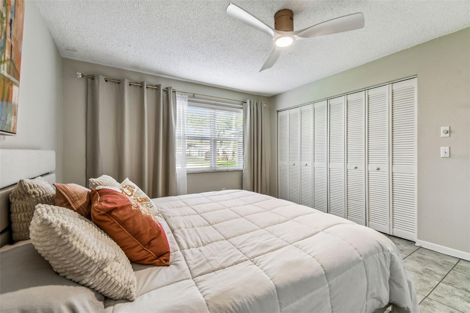 WEST SHORE VILLAGE FIVE PH I - Residential