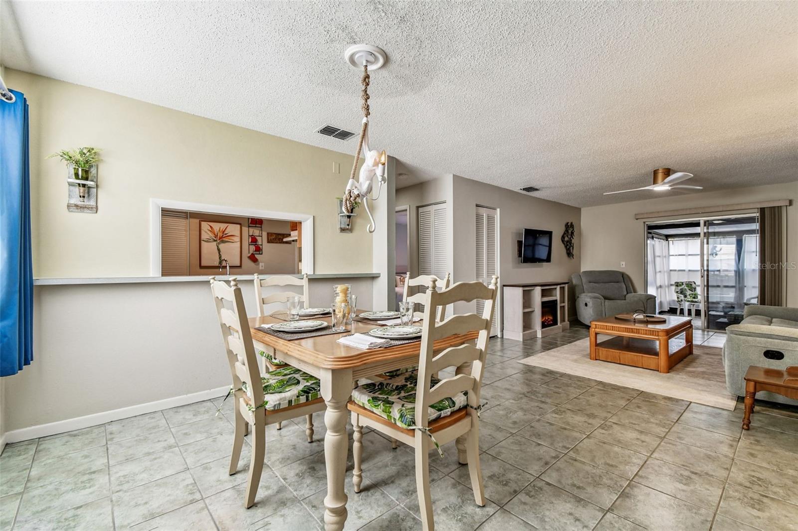 WEST SHORE VILLAGE FIVE PH I - Residential