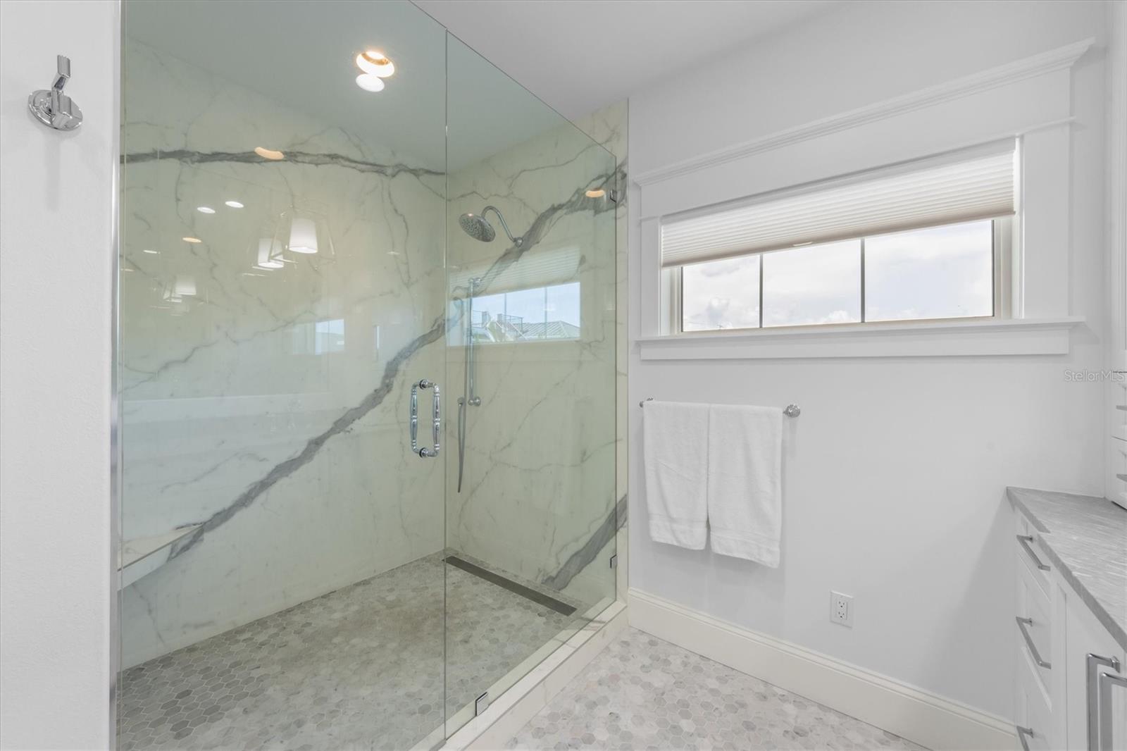 ANNA MARIA - Residential