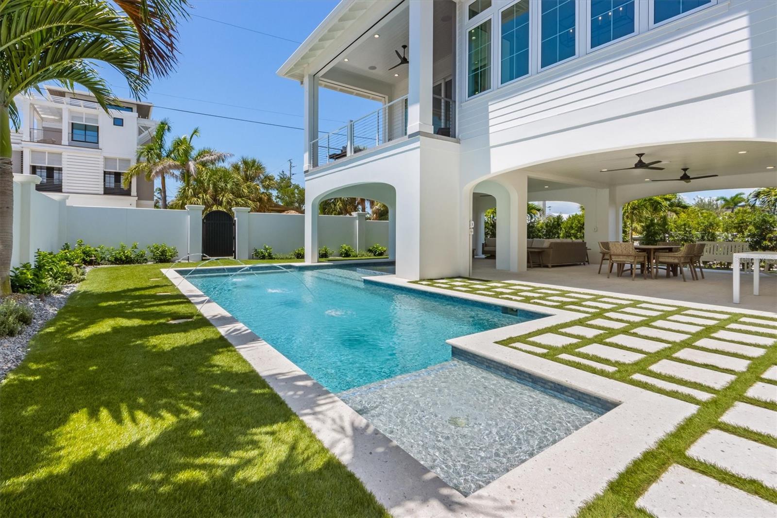 ANNA MARIA - Residential