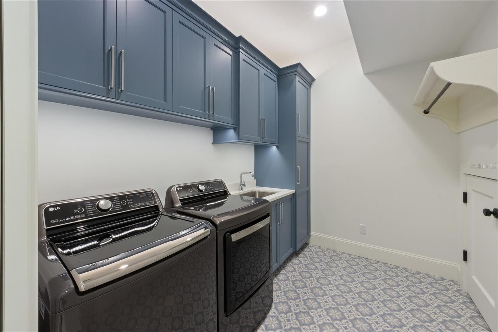 ANNA MARIA - Residential