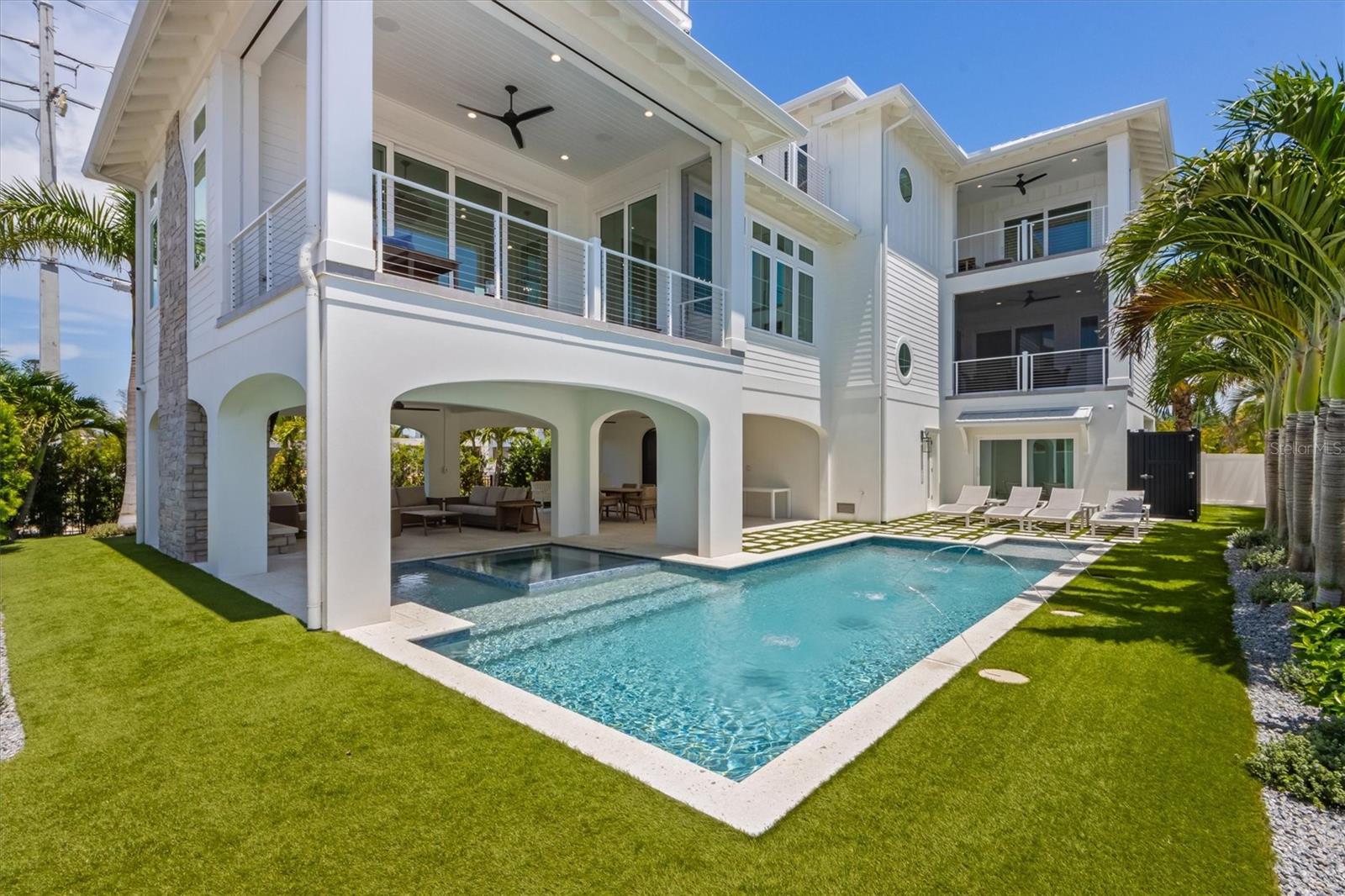 ANNA MARIA - Residential