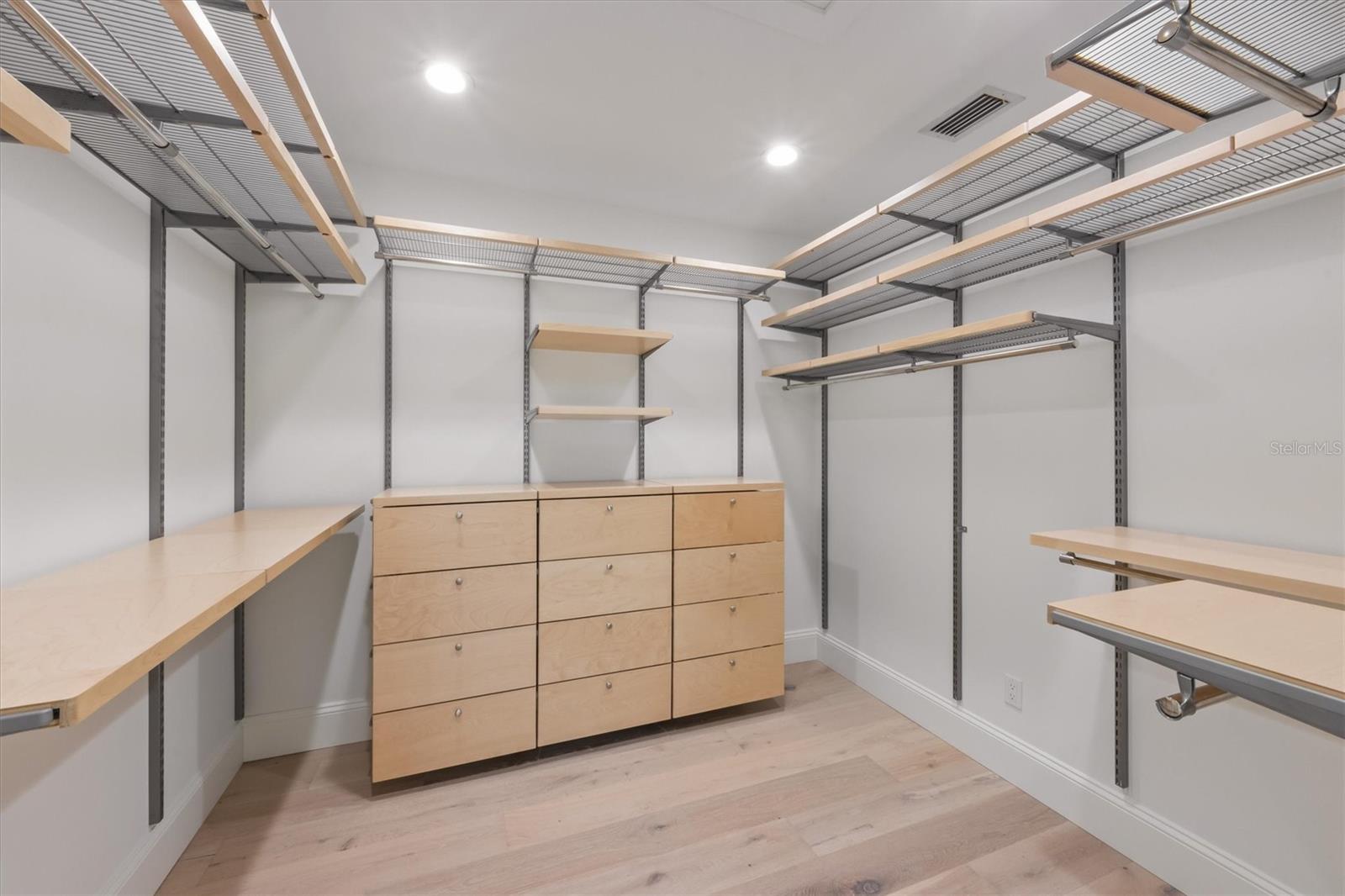 ANNA MARIA - Residential