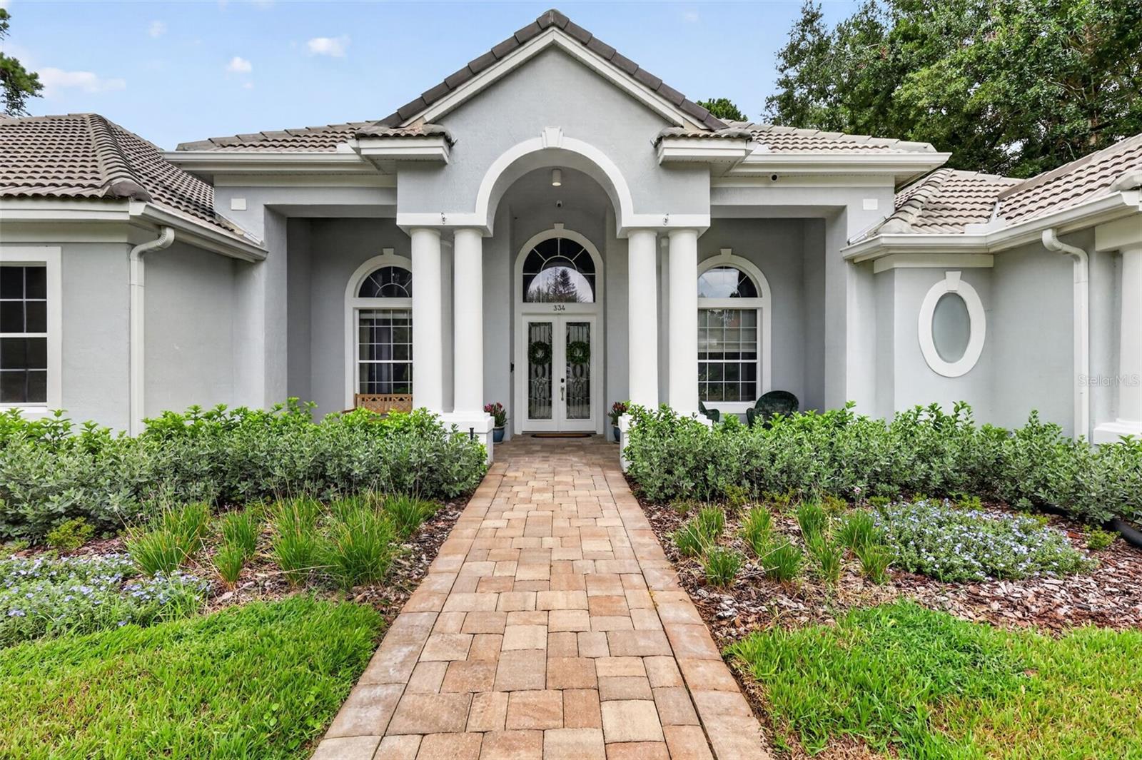 334 VISTA OAK DRIVE