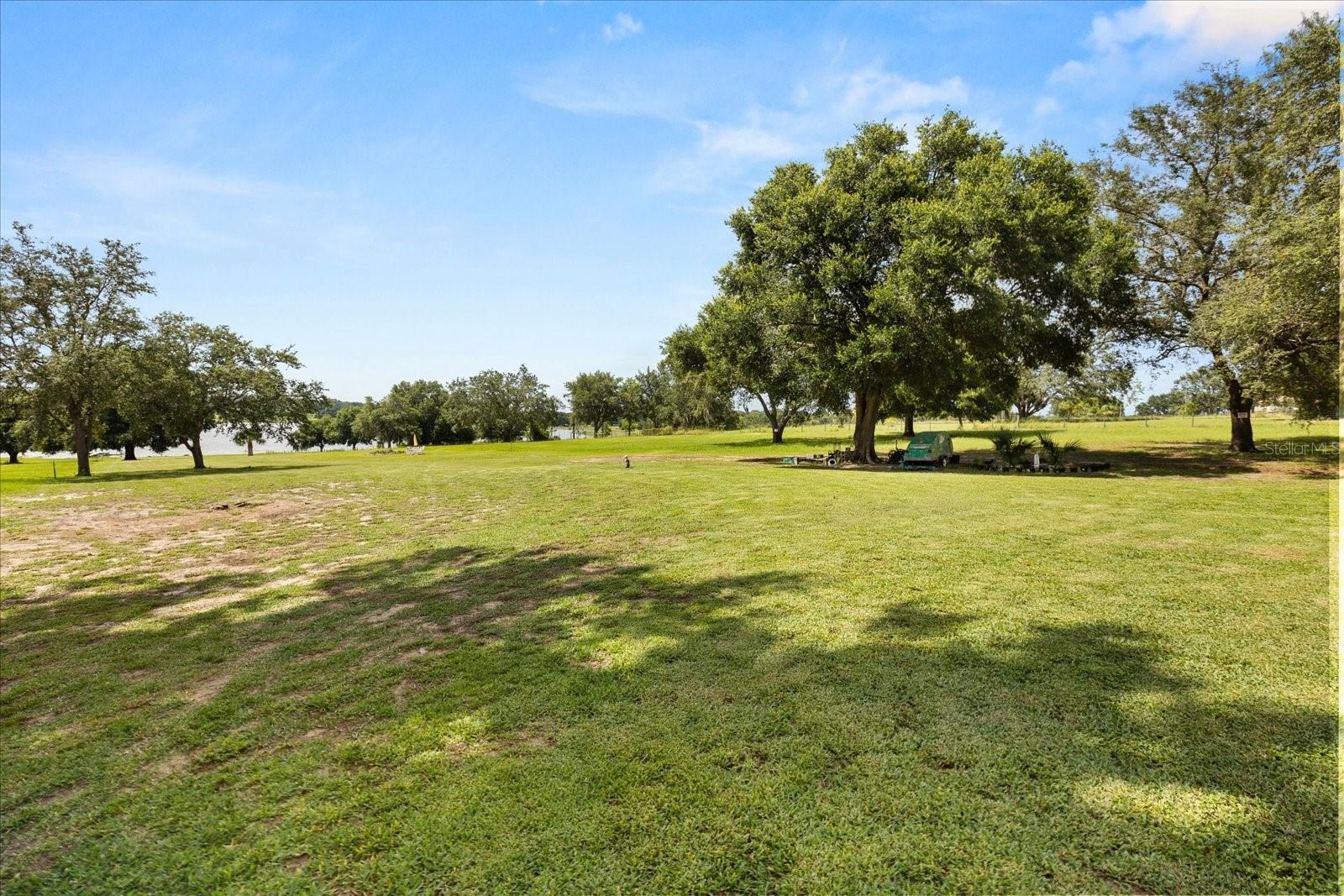 APSHAWA GROVES - Residential