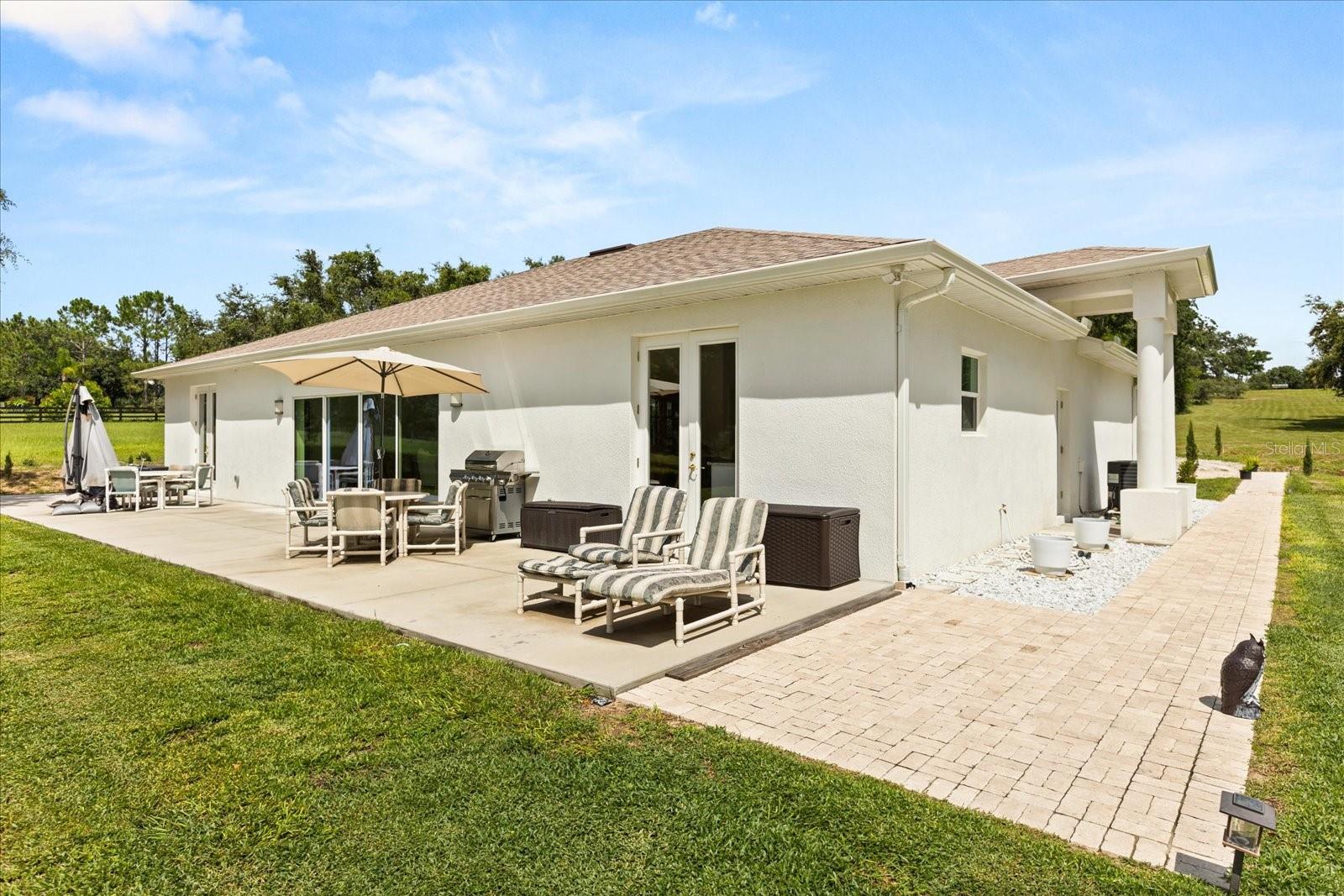 APSHAWA GROVES - Residential