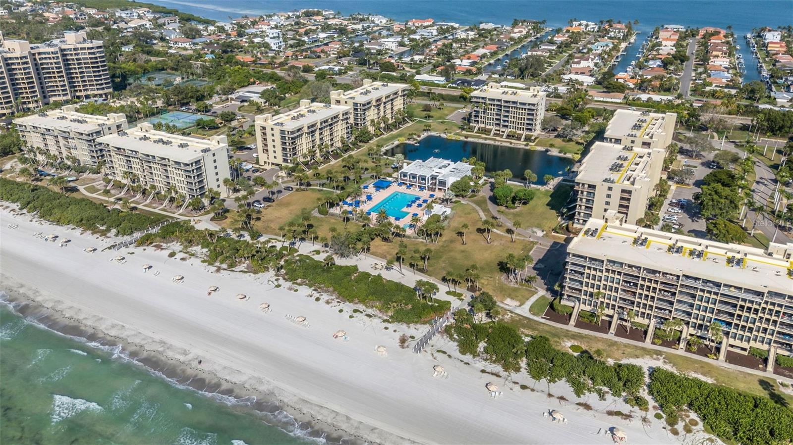 BEACHPLACE II - Residential