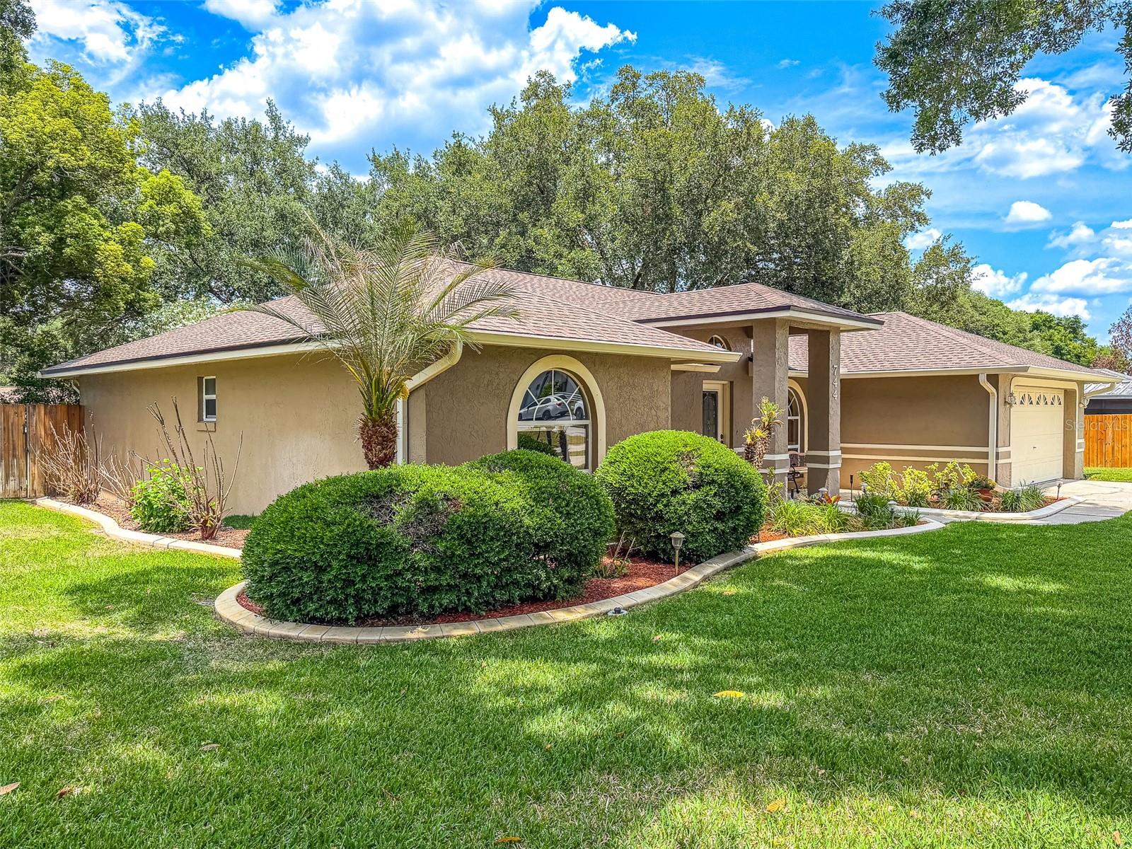 CEDAR KNOLL - Residential
