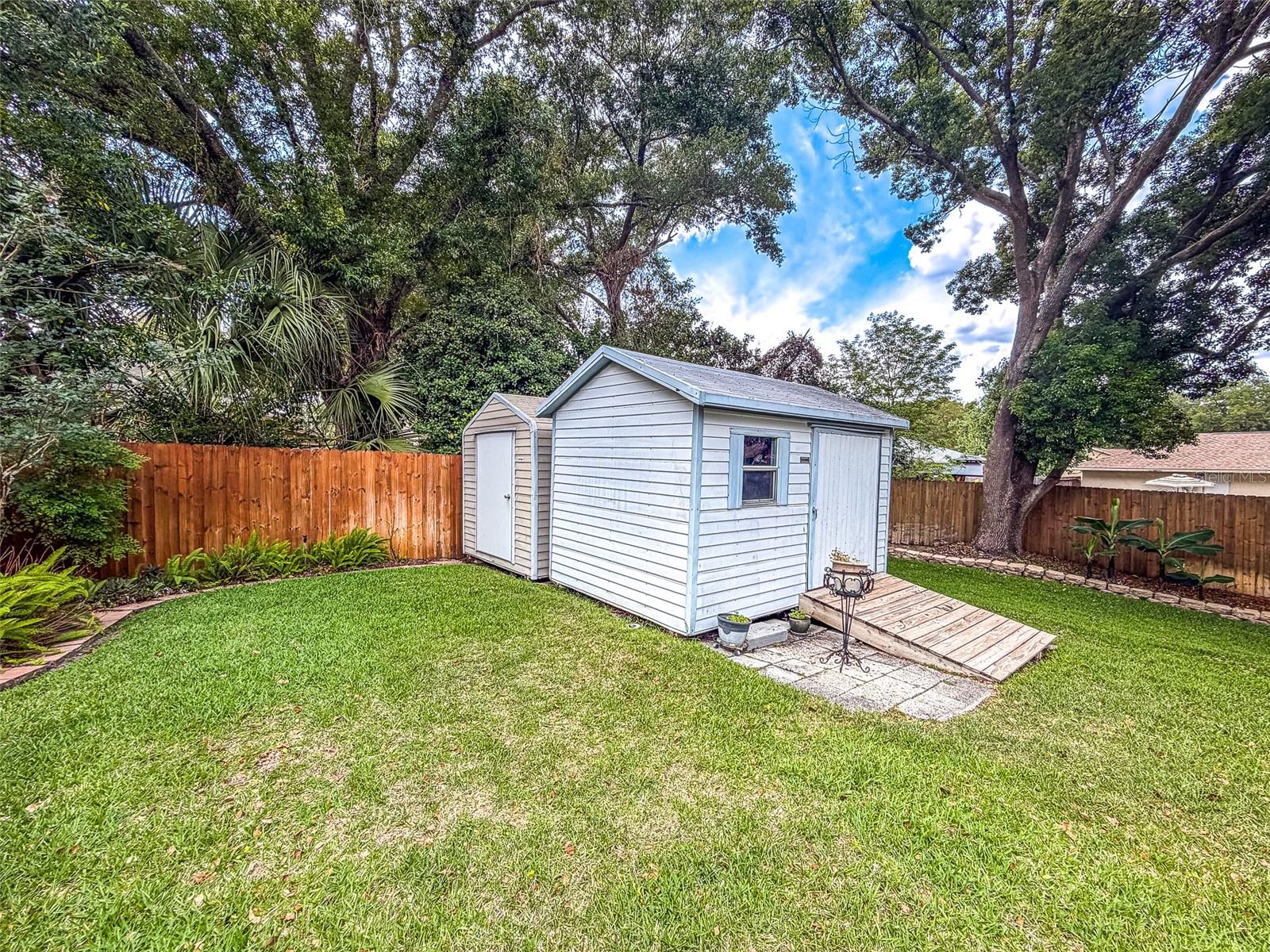 CEDAR KNOLL - Residential