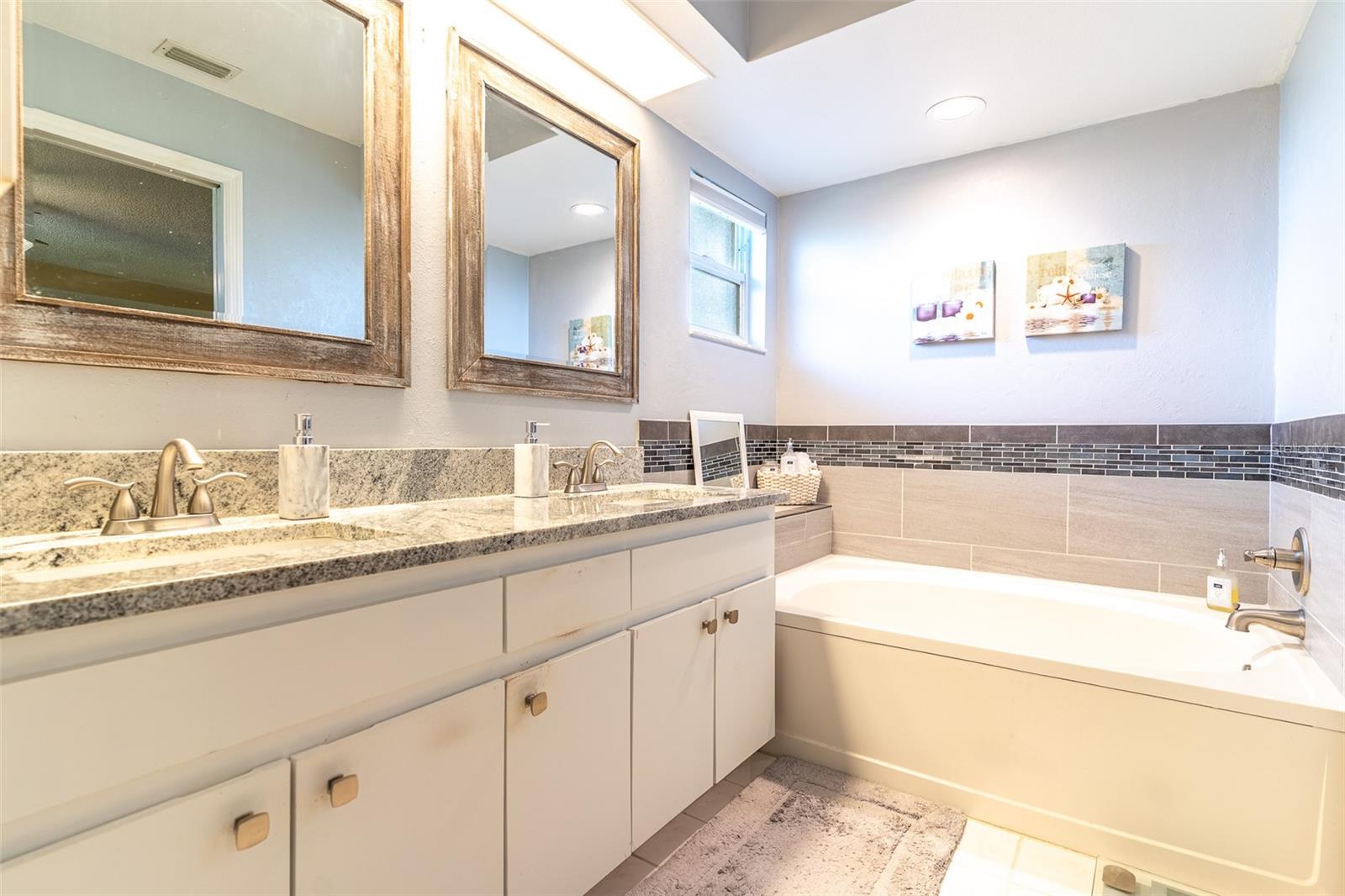 CEDAR KNOLL - Residential