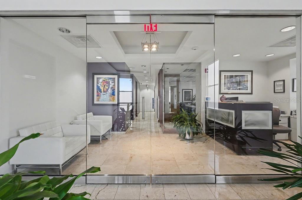 8991 AV LOMAS VERDES - Commercial Sale