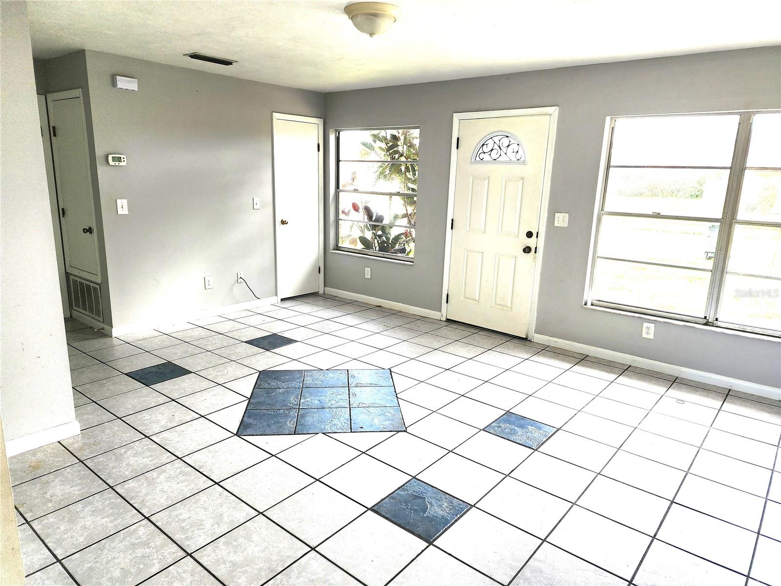 CEDAR POINT - Residential Lease