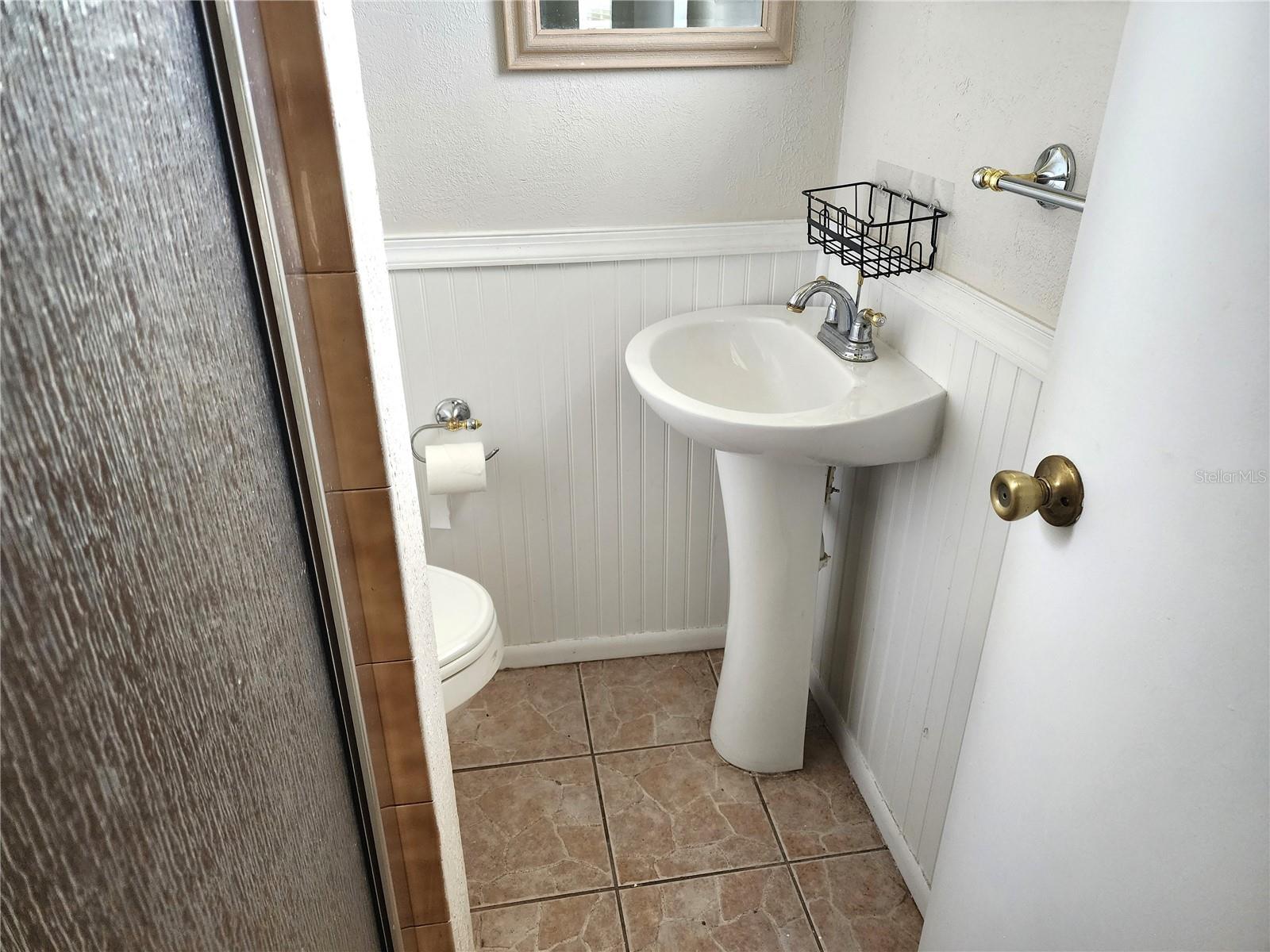 CEDAR POINT - Residential Lease