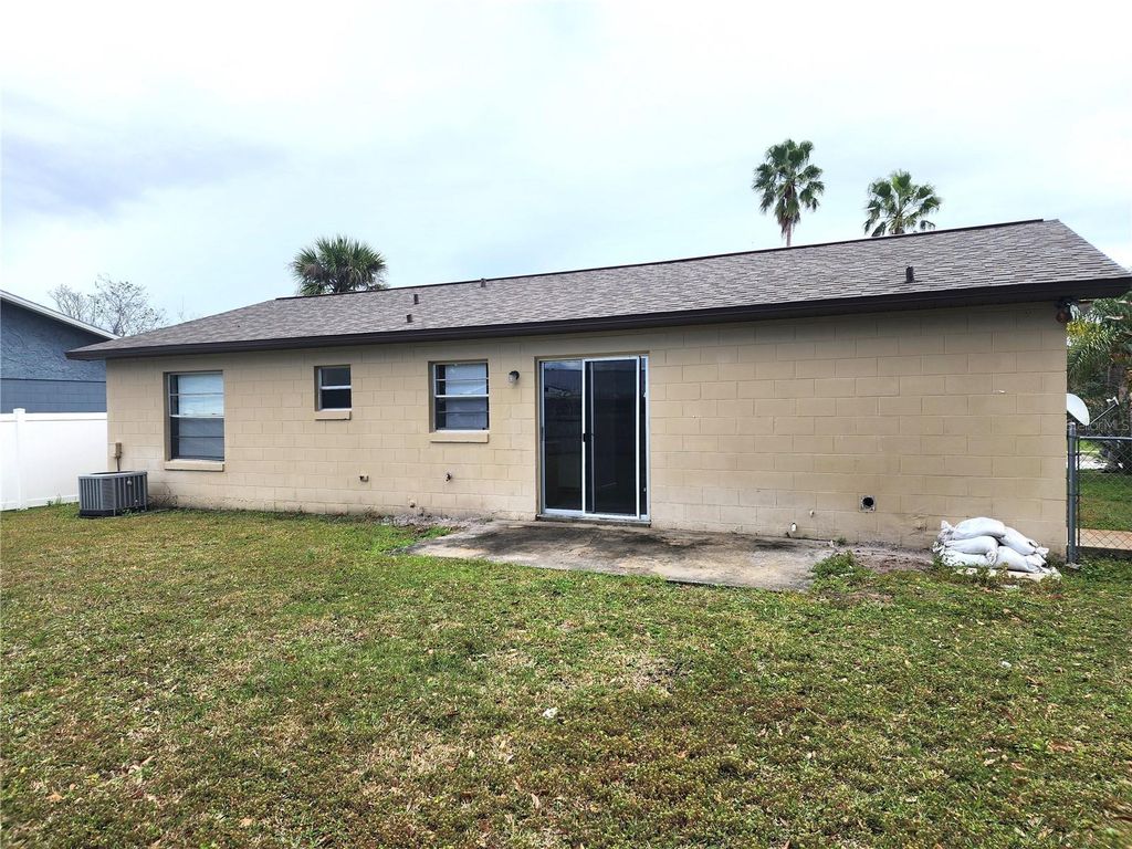 Photo of 904 Emma Street, Daytona Beach, FL 32114 (MLS # V4946181)