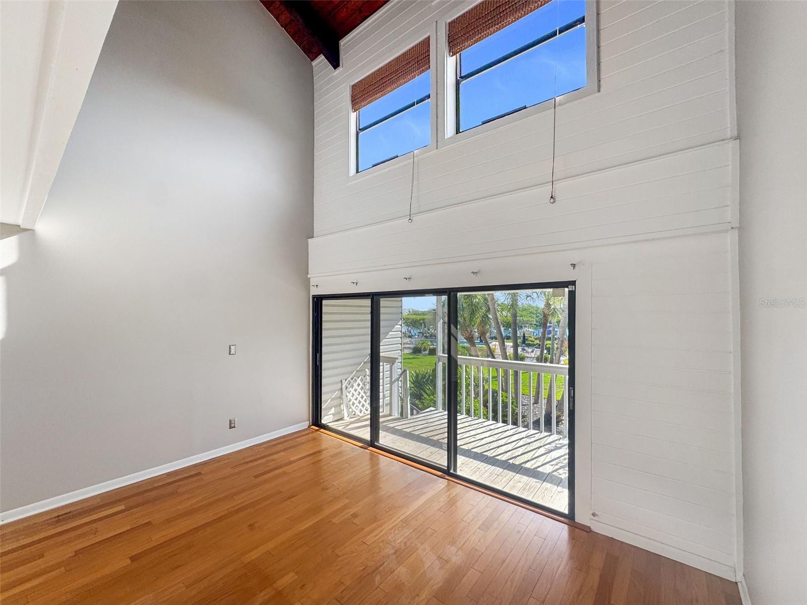 PIRATES COVE CLUB CONDO - Residential