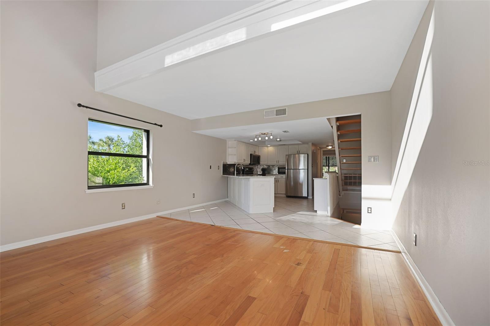 PIRATES COVE CLUB CONDO - Residential