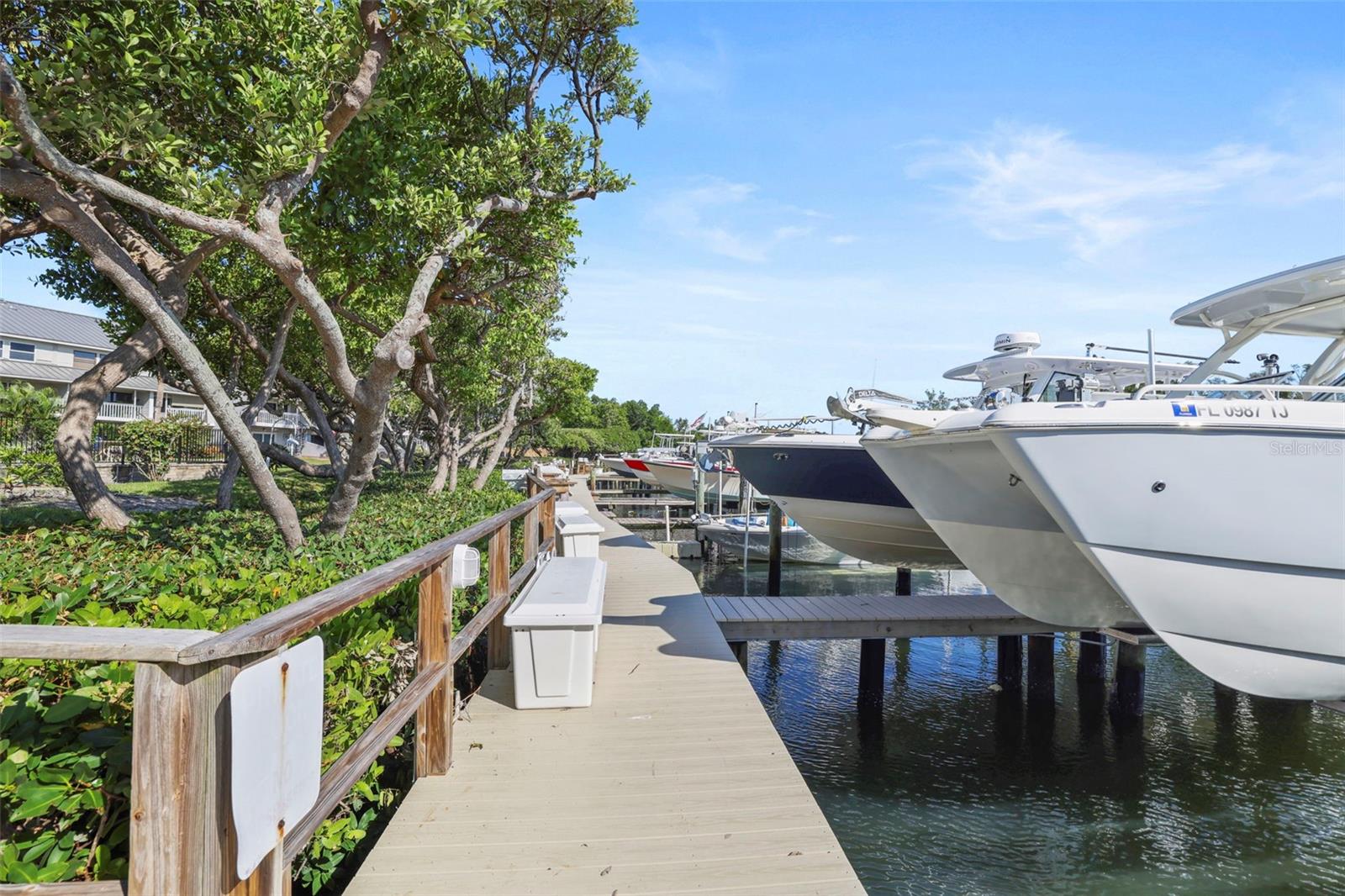 PIRATES COVE CLUB CONDO - Residential