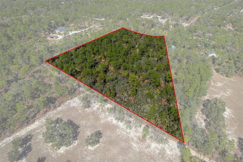 Photo of 4976 W Yearling Drive, Beverly Hills, FL 34465 (MLS # OM718758)