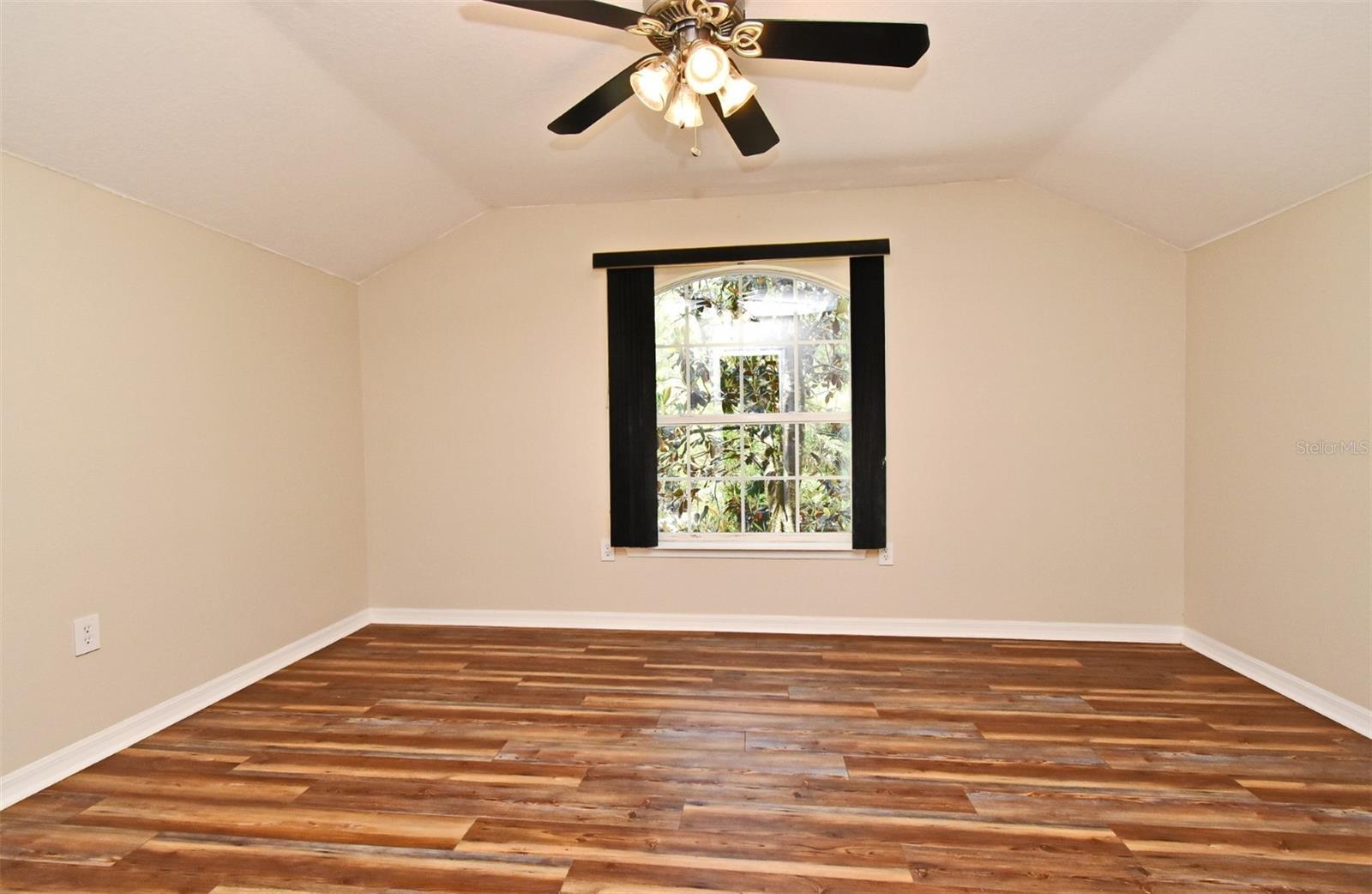 SUMMERFIELD FARMS UNREC - Residential