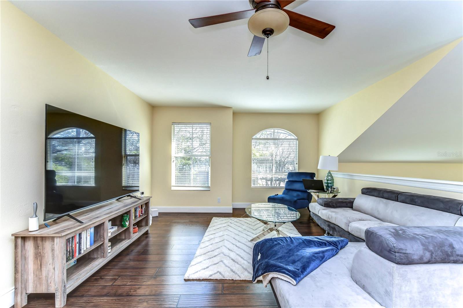 COVERED BRIDGE TWNHMS - Residential Lease