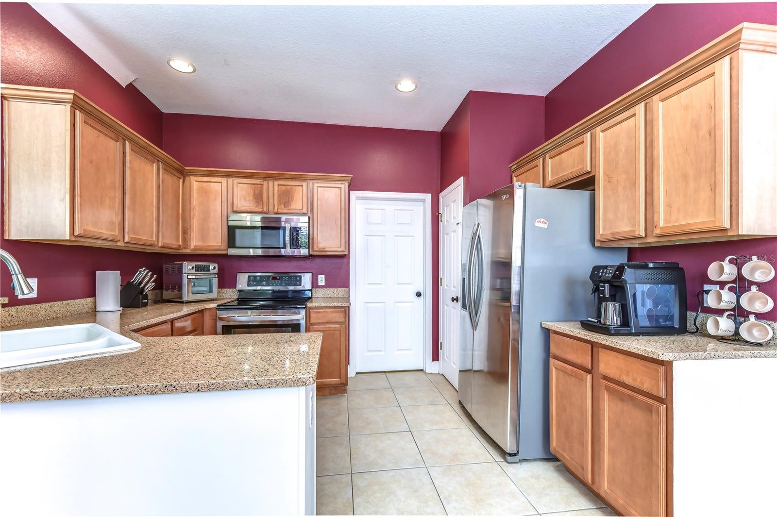 COVERED BRIDGE TWNHMS - Residential Lease