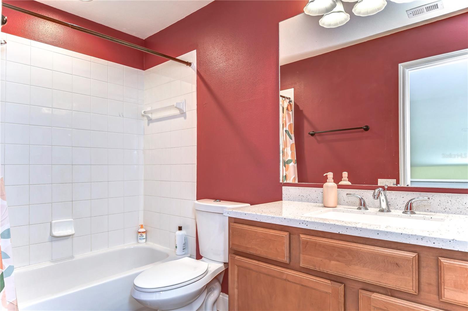 COVERED BRIDGE TWNHMS - Residential Lease