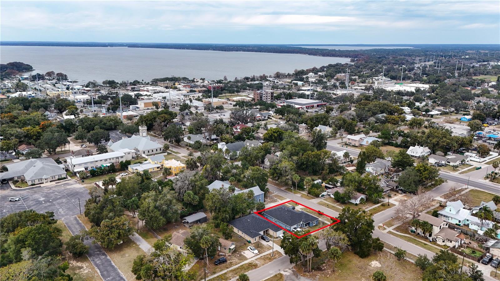 EUSTIS TOWN - Residential Income