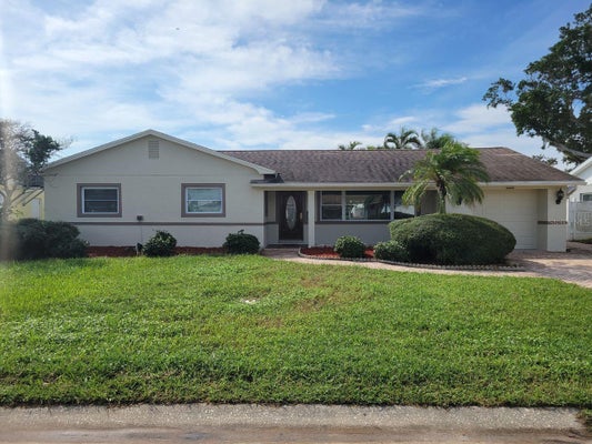 7880 2ND AVE S, SAINT PETERSBURG, FL 33707 - Image c389d89ac3404d4e701f814cadd4c94f/1740302128